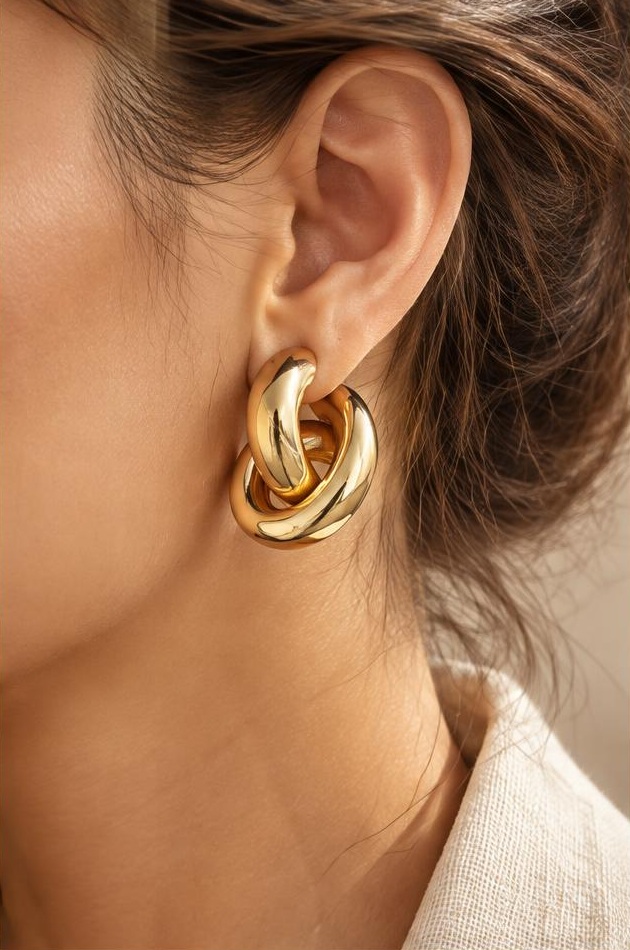 Sculptural Gold-tone