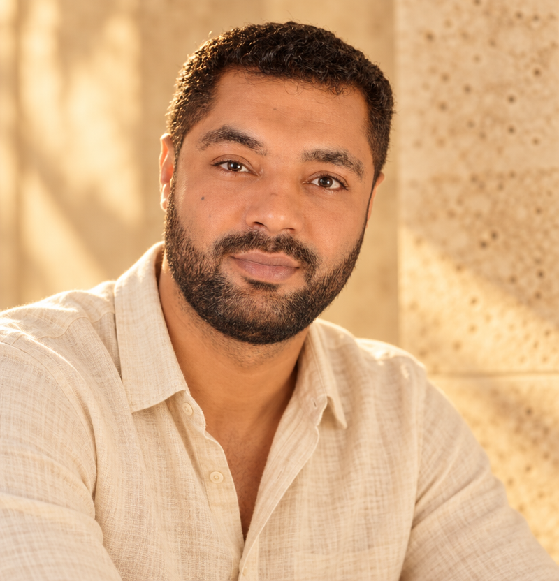 Portrait of founder Ezzidin Mohamed